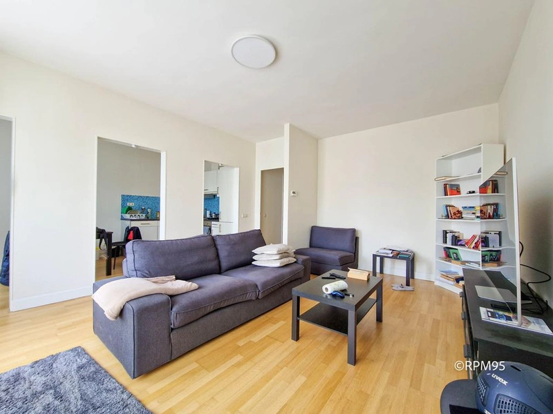 House Image 4